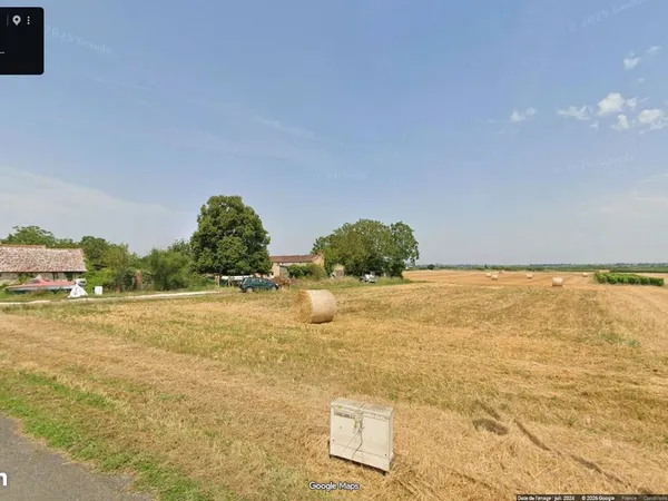 Terrain à bâtir de 379 m² à TIGNE (49)