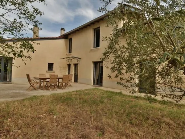 Maison 6 pièces 160 m²
