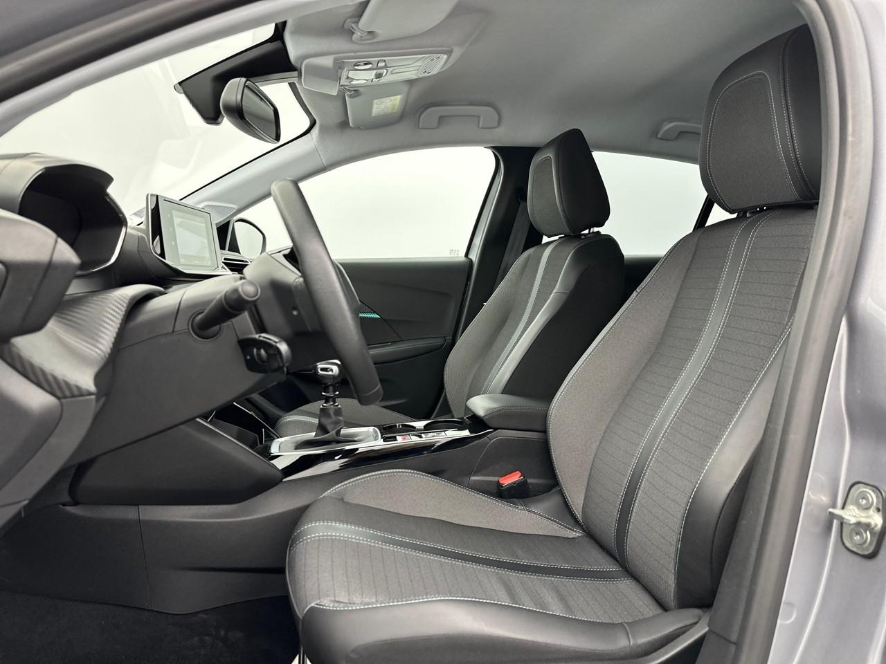 Peugeot 208 puretech 100 s&s bvm6 allure — photo 9