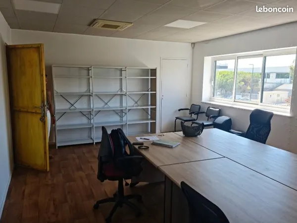 Local bureau perigny