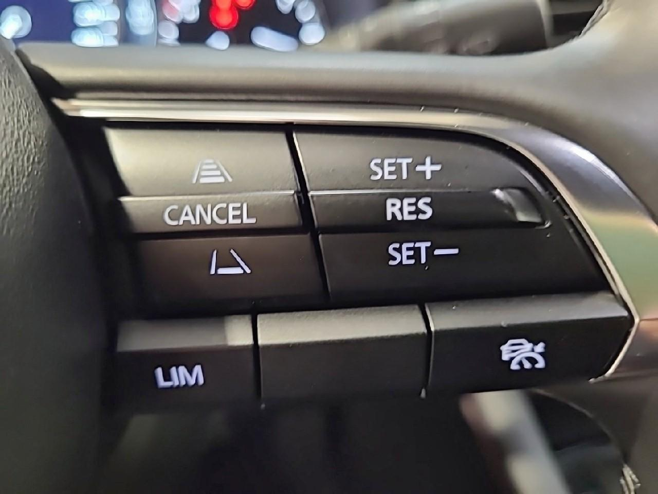 Mazda 3 3 5 portes 2.5l e-skyactiv-g m hybrid 140 ch bvm6 — photo 18
