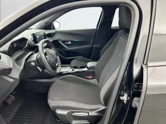 Peugeot 2008 electrique 136 ch — photo 43