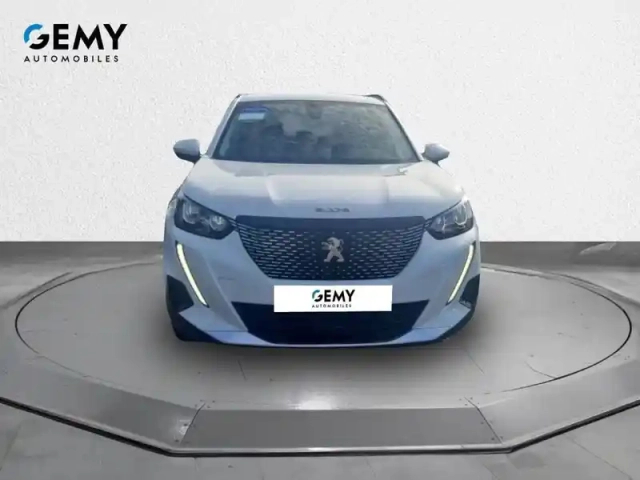 Peugeot 2008 puretech 130 s&amp;s eat8 — photo 2