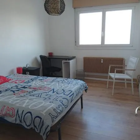 Chambre dans colocation meublée