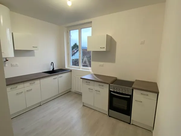 Hôtel 4 pièces 90 m²