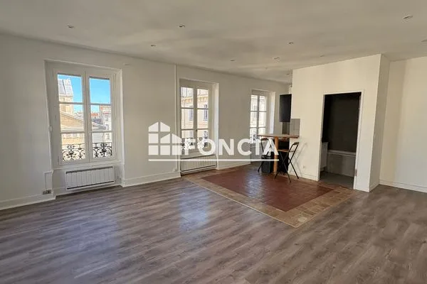 Appartement 1 pièce 45 m²