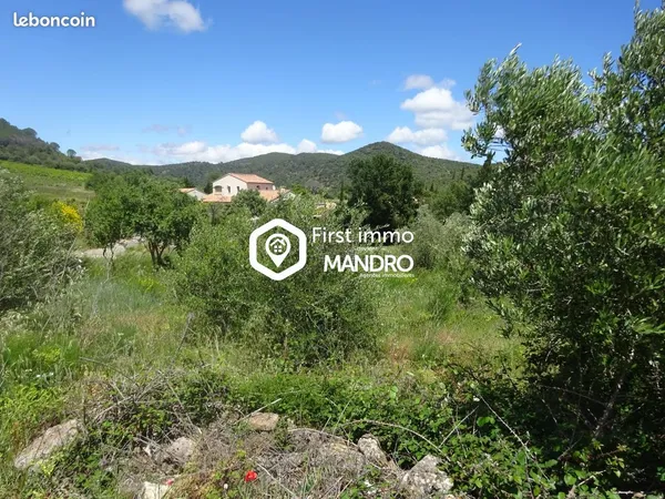 Terrain 910 m² Tuchan