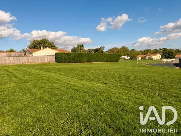 Terrain 1566 m²