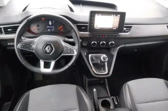 Renault Kangoo blue dci 115 — photo 36