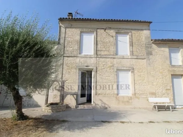 Maison 6 pièces 156 m²