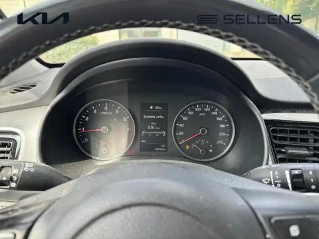 Kia Stonic 1.0 t-gdi 100ch active — photo 14