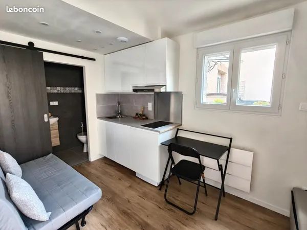 Location studio meublé neuf