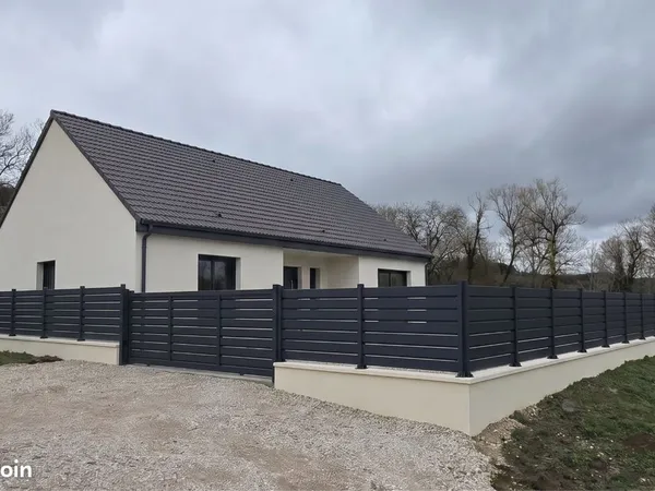 Une maison neuve tout compris. Cuisine, carrelage, parquet, PAC, WC, douche italienne, double vasque