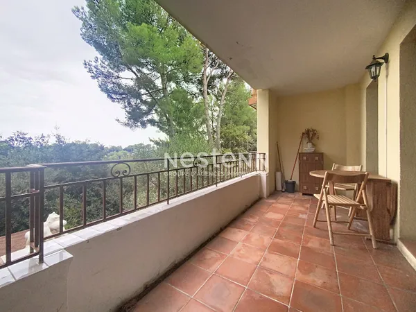 Mougins le Haut - 2P - 35m2 -Terrasse- Parking - Cave - Piscine - Tennis - Sud
