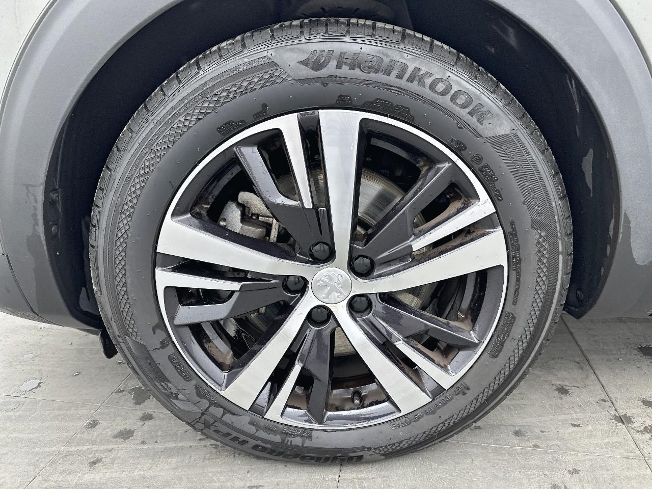 Peugeot 3008 hybrid 225 e-eat8 allure — photo 14