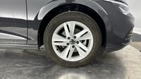 Volkswagen Golf 1.0 eTSI OPF 110ch Life Plus DSG7 — photo 20