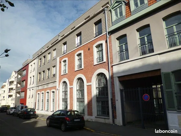 Studio + parking la catho