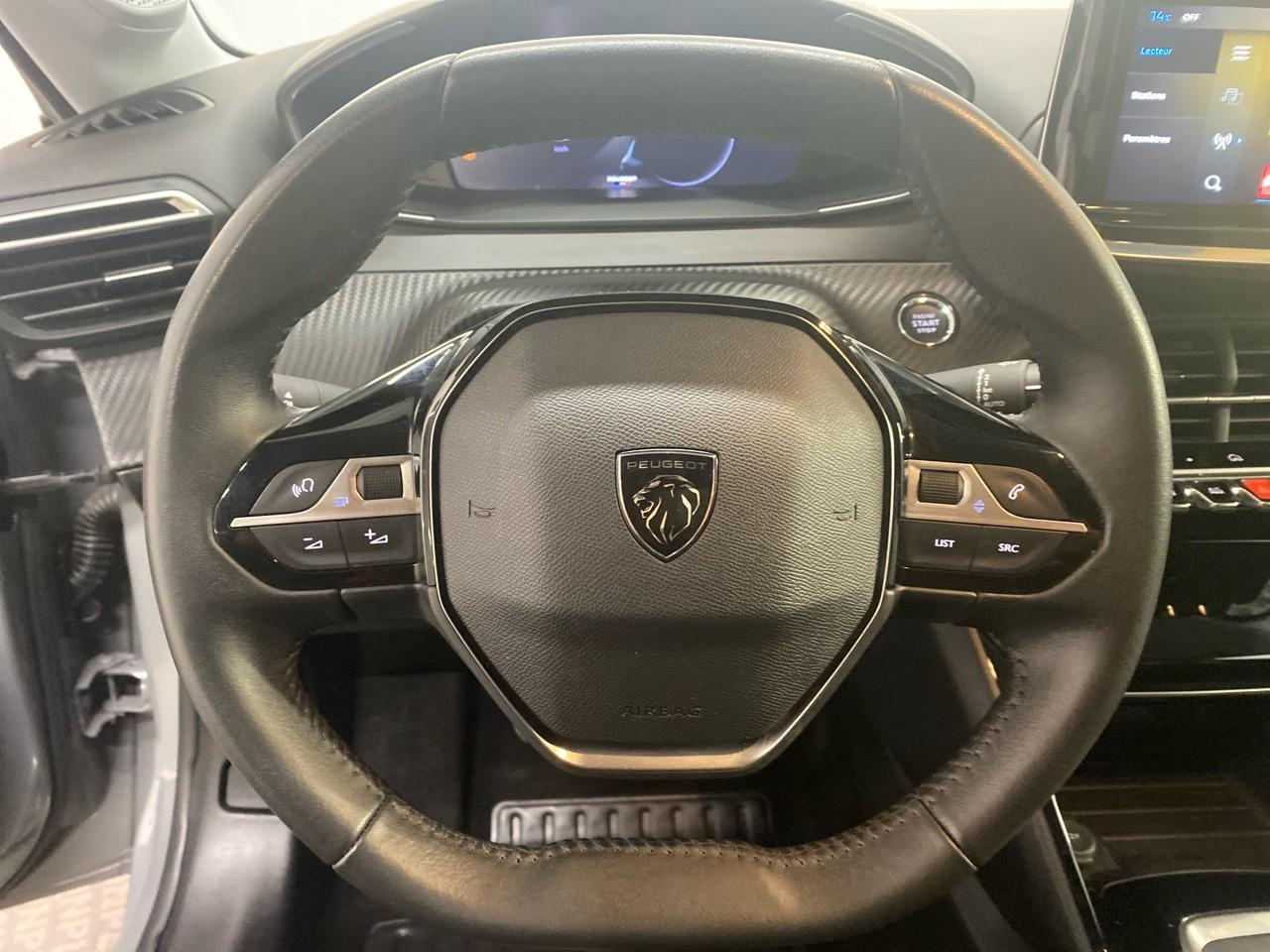 Peugeot 208 100 s&s bvm6 allure — photo 17
