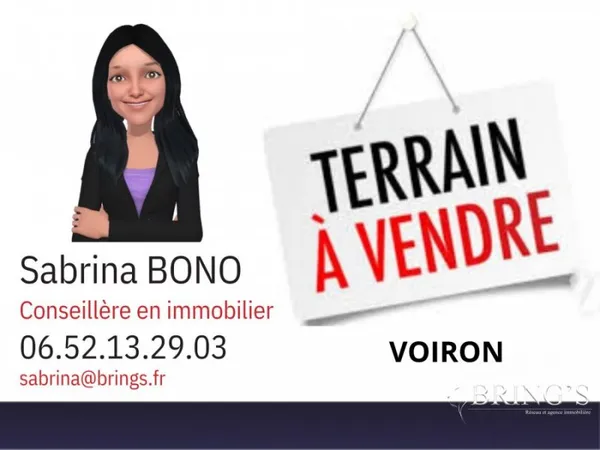 Terrain 738 m²