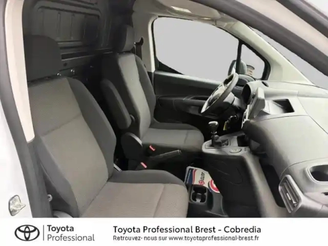 Toyota Proace city medium 130 d-4d start mc24 — photo 6