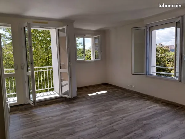 Magnifique Appartement A Vendre TROYES "les Catalpas "