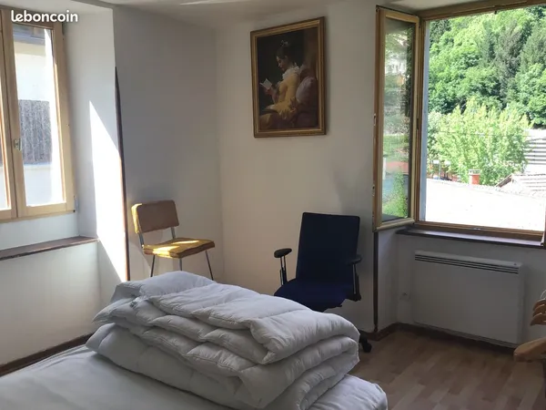 Appartement 2 pièces - 30 m2- étage 1 - très bien placé