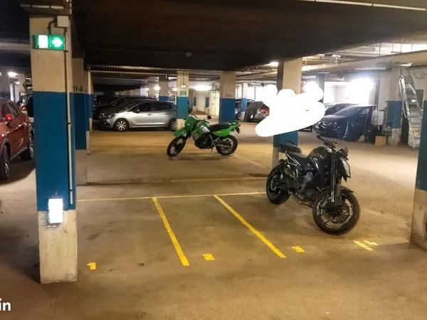 Parking Motos rue de l'Argonne 75019 PARIS