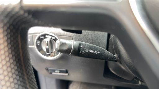 Mercedes Classe B 180 CDi 109 7G-DCT - Sensation – 2016 – 104086 km – Diesel – Boîte Automatique — photo 11
