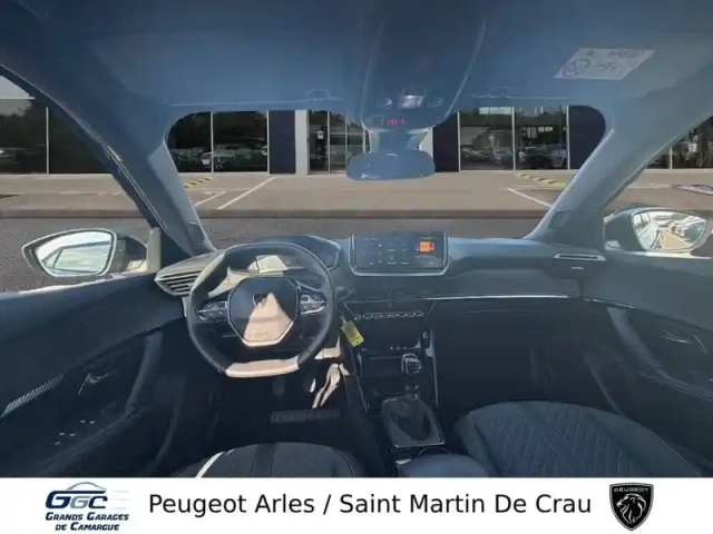 Peugeot 2008 puretech 100 s&amp;s bvm6 — photo 8