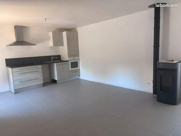 Maison Location Orée d'Anjou 3p 67m² 700€