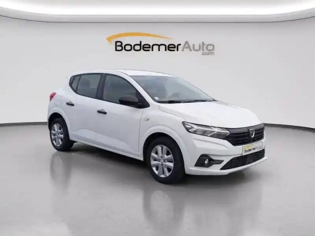 Dacia Sandero sce 65 — photo 31