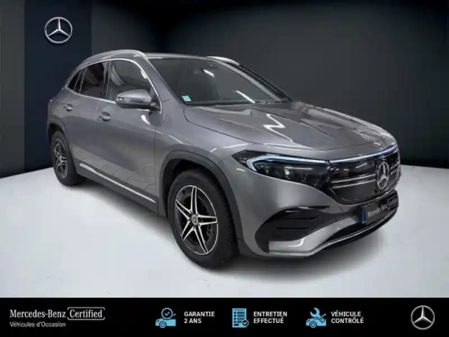 Mercedes Eqa 250+ amg line — photo 27