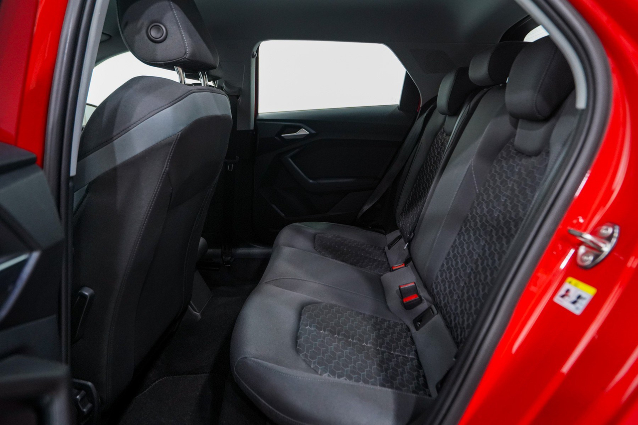 Audi A1 Sportback — photo 30