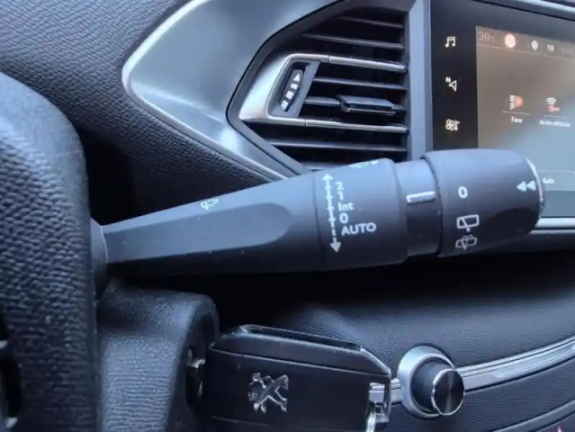 Peugeot 308 ii puretech 110 s&amp;s style — photo 12