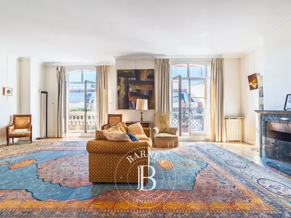 Paris 16 - EXCLUSIVITE - Ranelagh - Appartement familial 3 chambres - Studio et parking