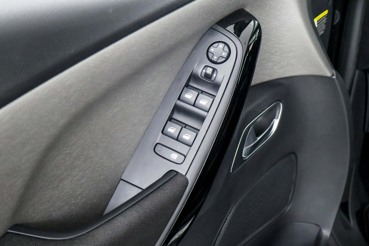 Citroën Grand C4 Spacetourer — photo 16