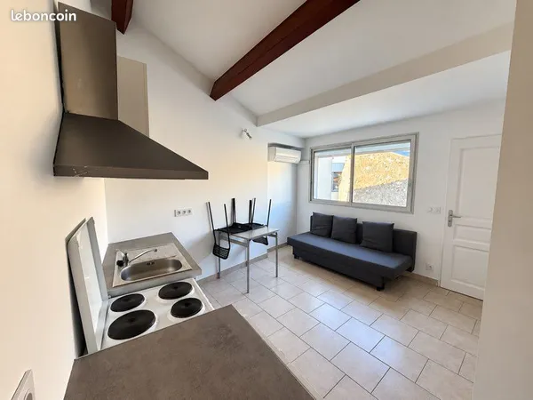 Studio spacieux avec terrasse