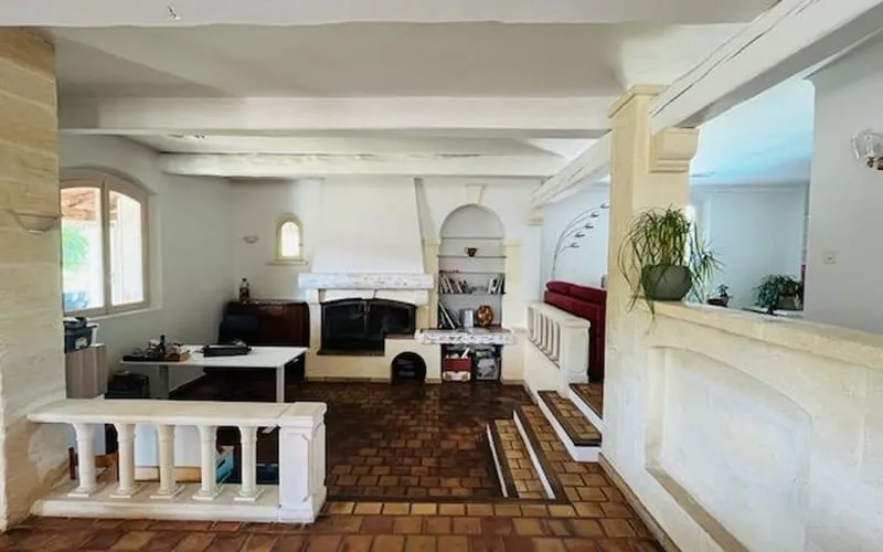 Photo 11