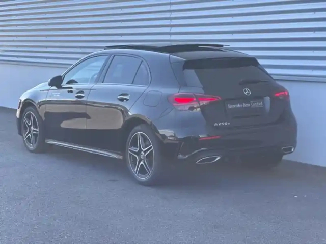 Mercedes Classe A 250 e hybrid eq amg line — photo 3