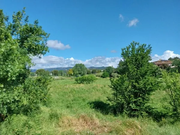 Terrain 415 m²