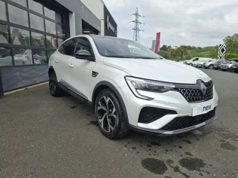 Renault Arkana e-tech 145 - 23