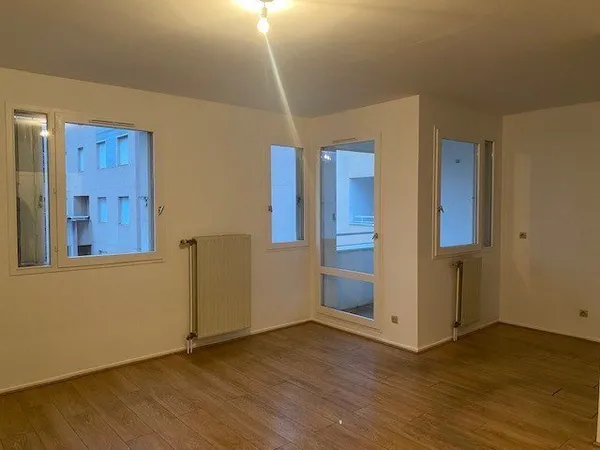 APPARTEMENT STUDIO // LYON 7 EME
