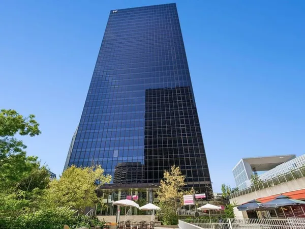 Bureau 10822 m²