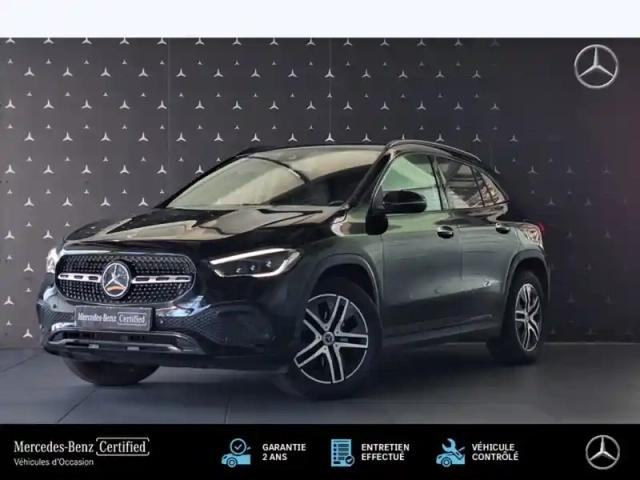 Mercedes Gla 200 d progressive line — photo 32