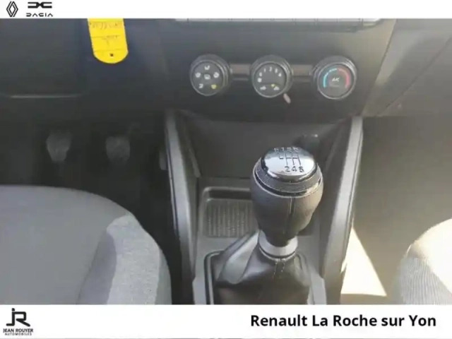 Dacia Duster 1.0 eco-g 100ch  essential 4x2 — photo 6