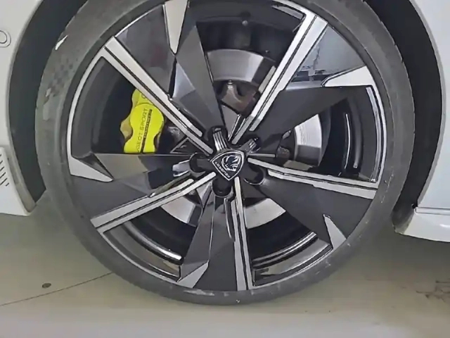 Peugeot 508 sw hybrid4 360 e-eat8 peugeot sport engineered — photo 20