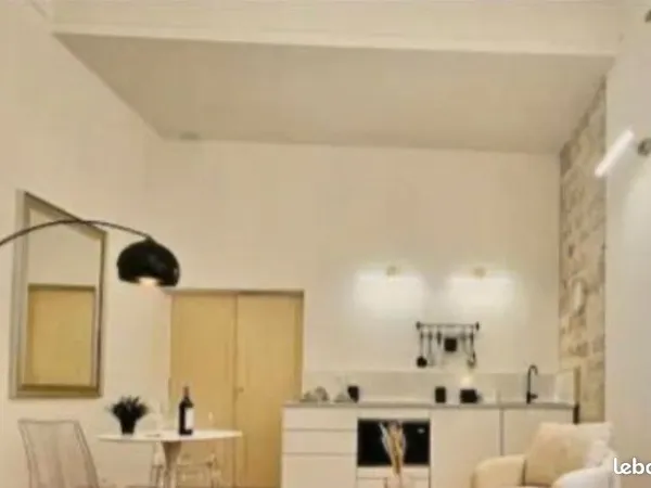 Elégant Appartement 3 pièces 41m2 refait à neuf