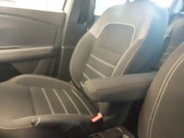 Dacia Sandero tce 90 cvt — photo 30