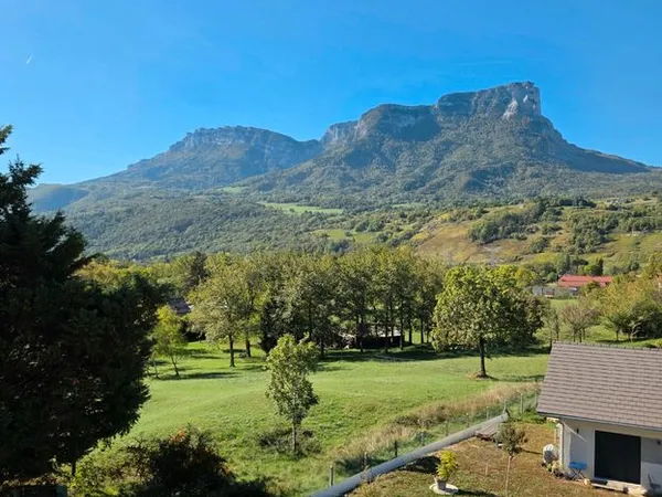 Appartement / Plateau de 34 m² à aménager - Vue panoramique & Calme