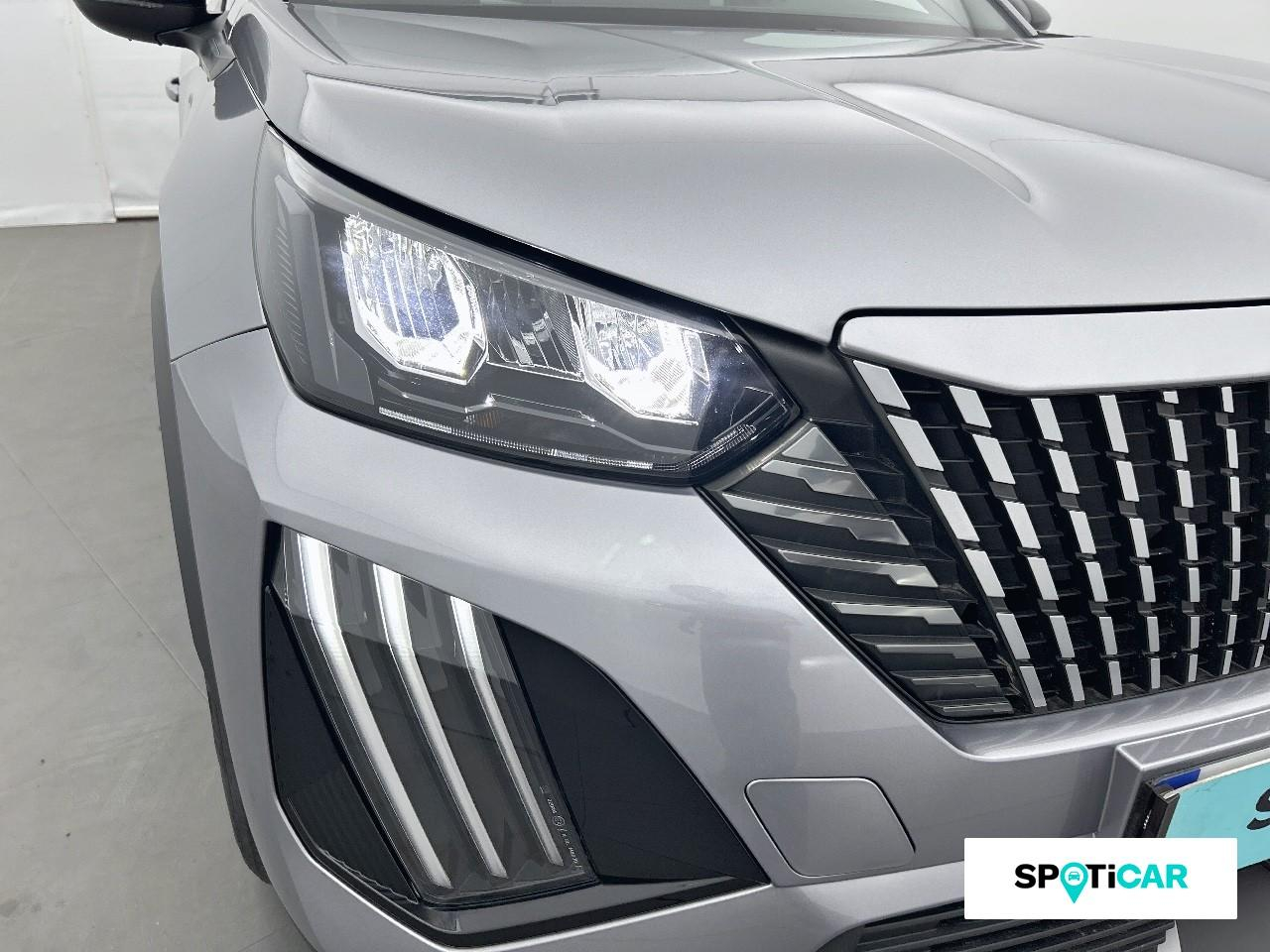 Peugeot 2008 puretech 100 s&s bvm6 allure — photo 16
